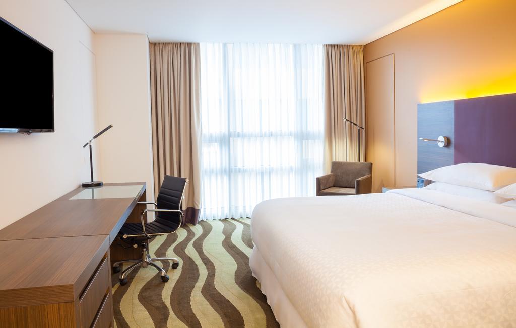 Four Points By Sheraton Богота Экстерьер фото