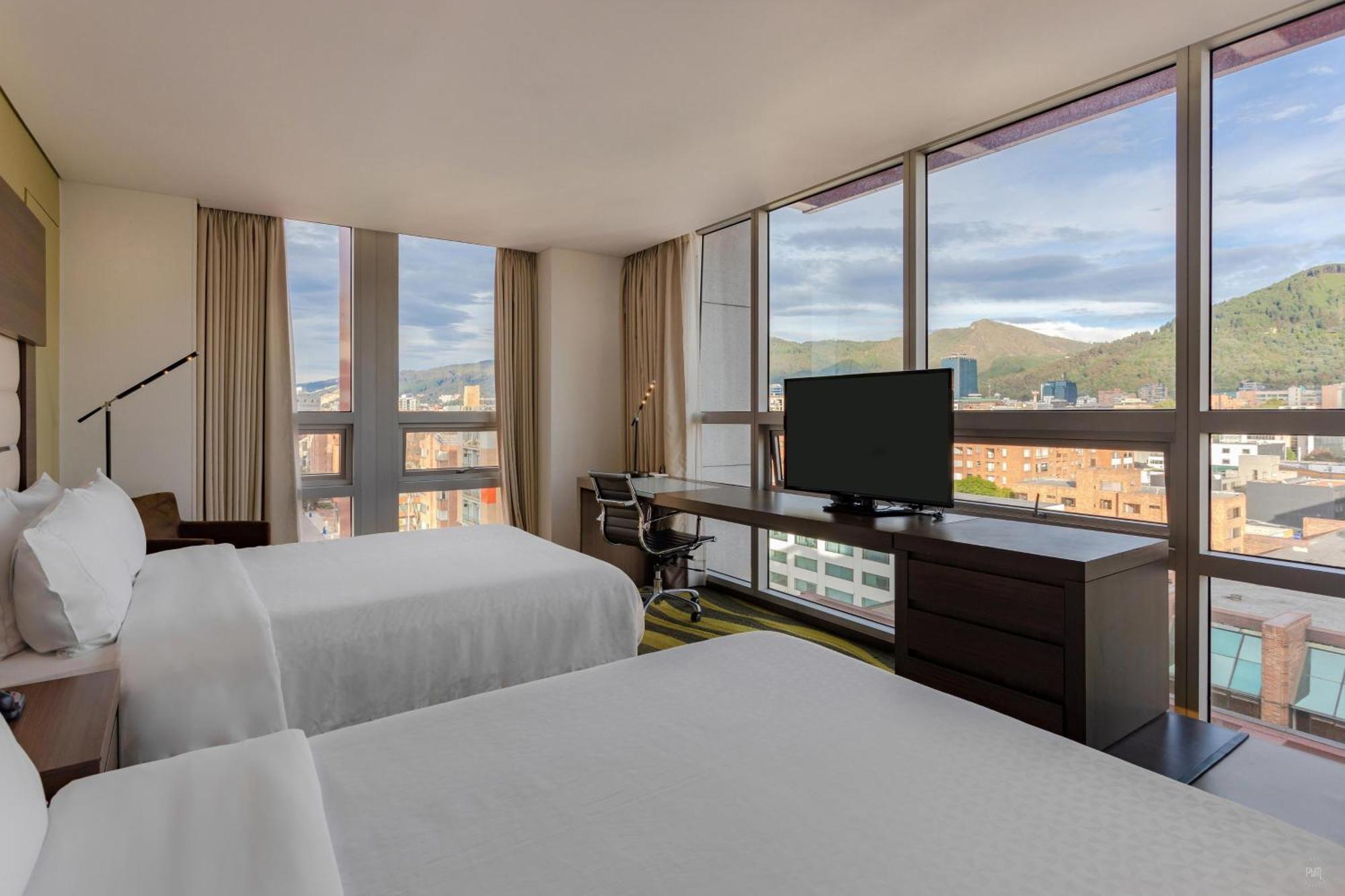 Four Points By Sheraton Богота Экстерьер фото