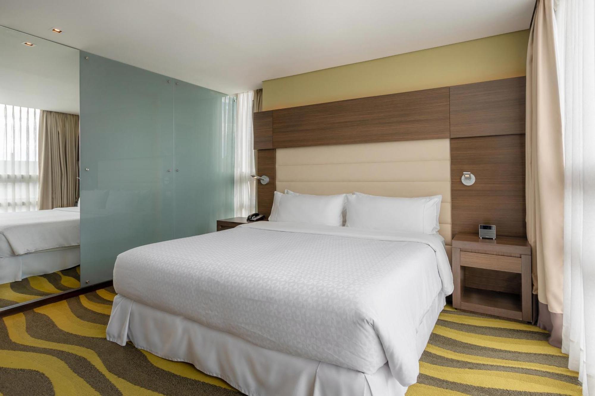 Four Points By Sheraton Богота Экстерьер фото
