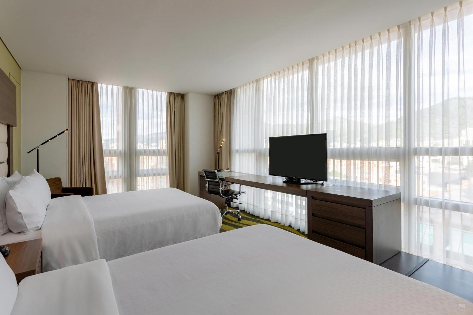 Four Points By Sheraton Богота Экстерьер фото