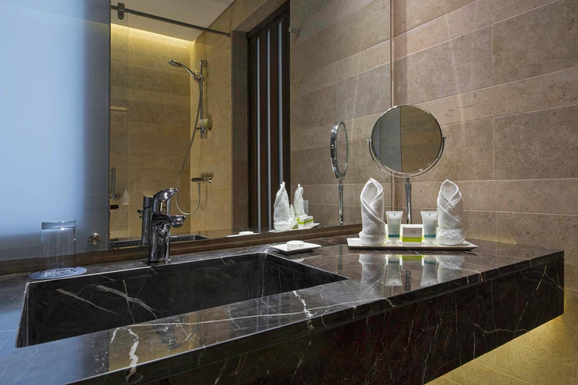 Four Points By Sheraton Богота Экстерьер фото